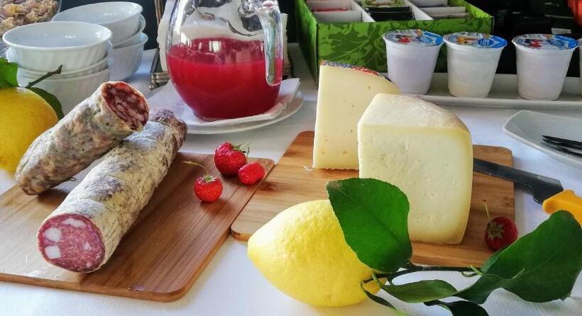 Курорт & Ristorante Degli Angeli