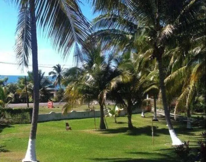 ホテル Cabañas Las Tres Marias