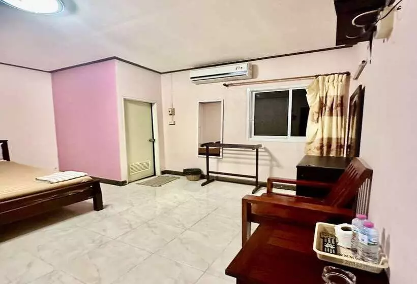 Hotelli Prae Resort