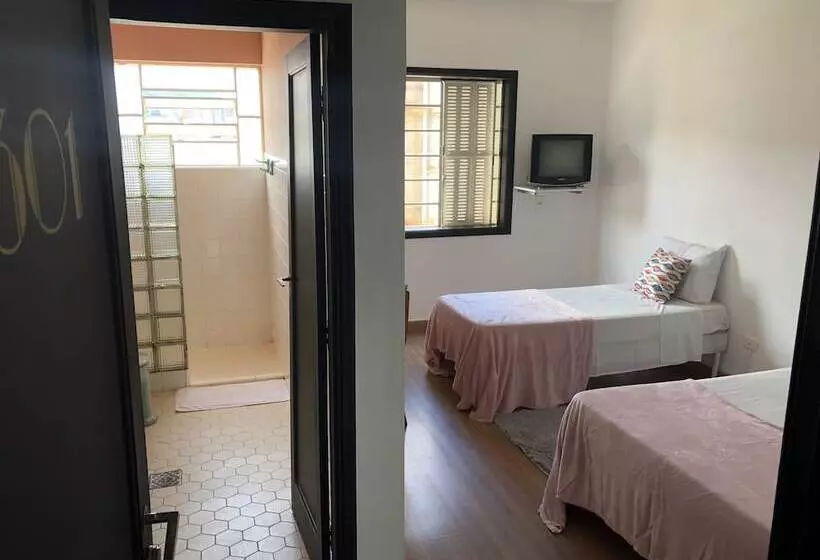 Aamiaismajoitus (B&B) Santhiago