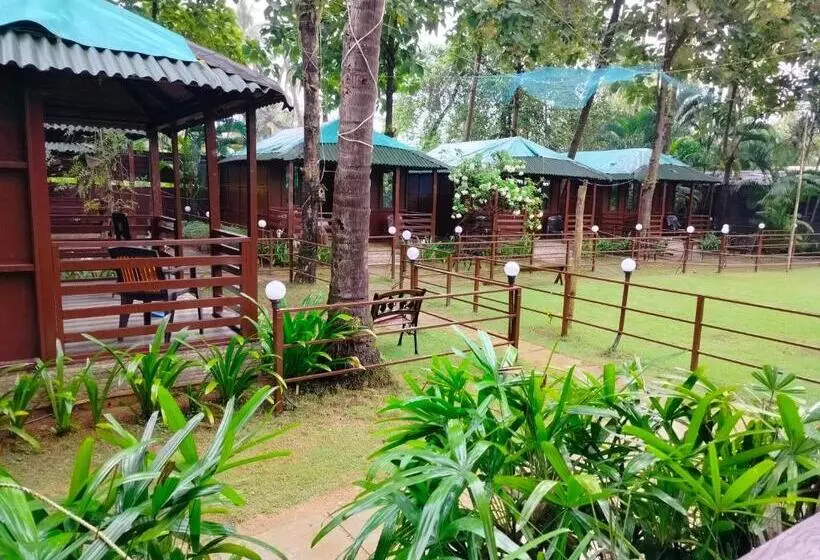 Club Palolem Resort