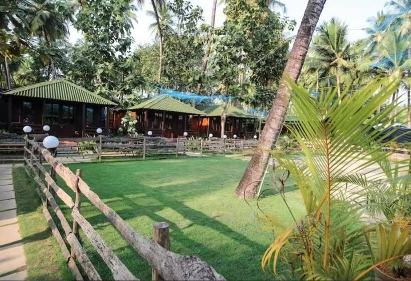 Club Palolem Resort
