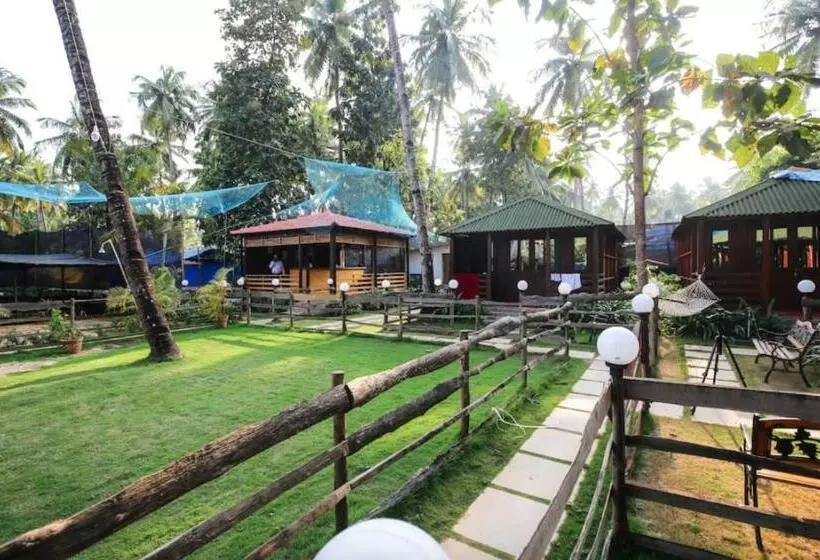Club Palolem Resort