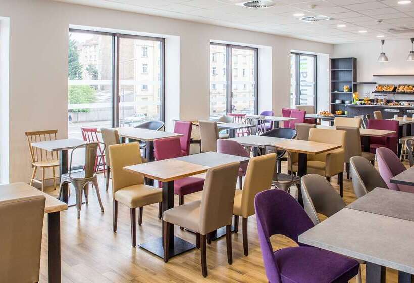 בית מלון כפרי Campanile  Metz Centre Gare