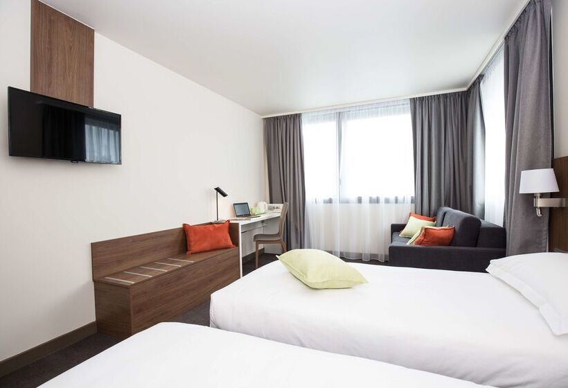 בית מלון כפרי Campanile  Metz Centre Gare