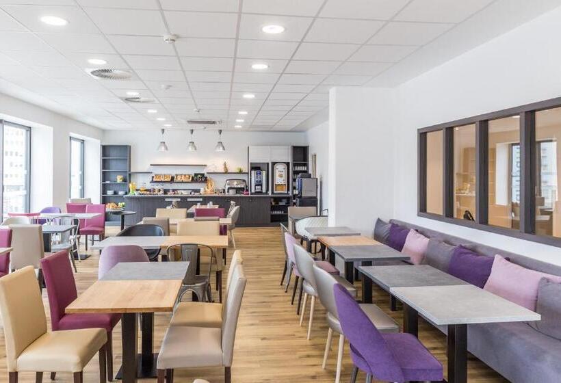 בית מלון כפרי Campanile  Metz Centre Gare