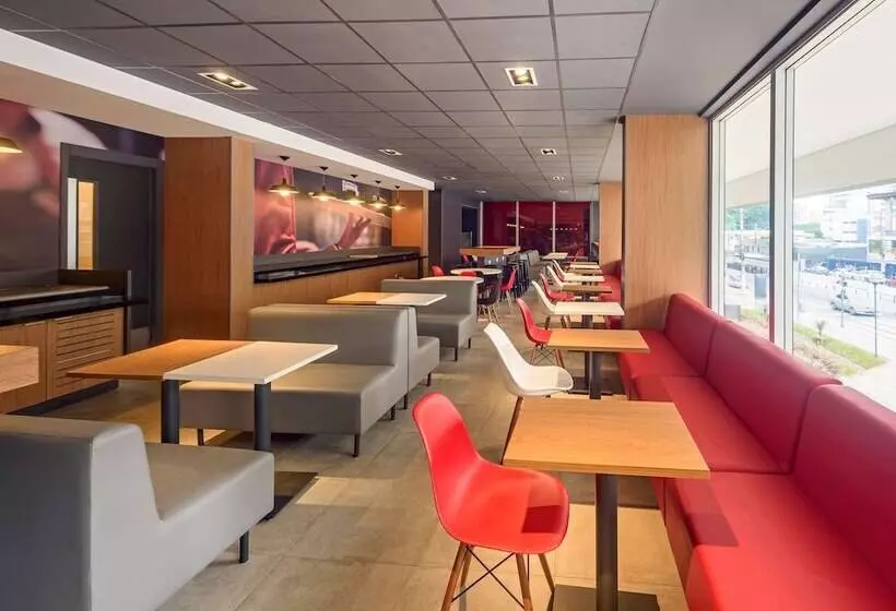 ホテル Ibis Sao Paulo Ibirapuera