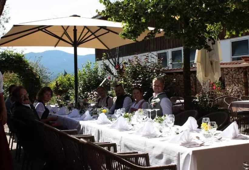 Landhotel Und Gasthof Kirchberger