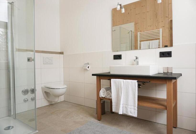 Landhotel Und Gasthof Kirchberger