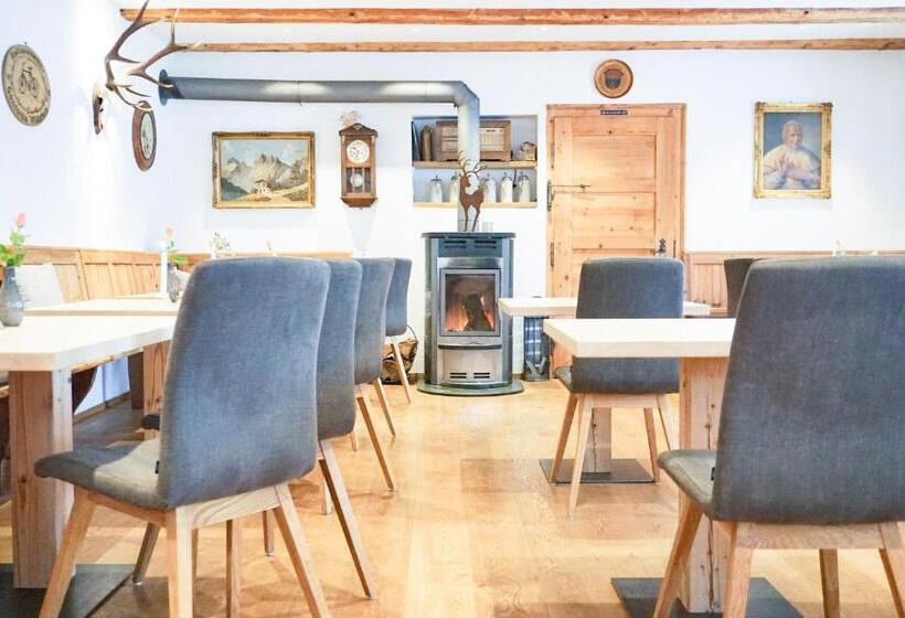 Landhotel Und Gasthof Kirchberger