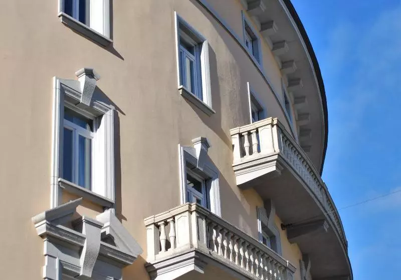 ホテル Guesthouse Lugano Center By Lr