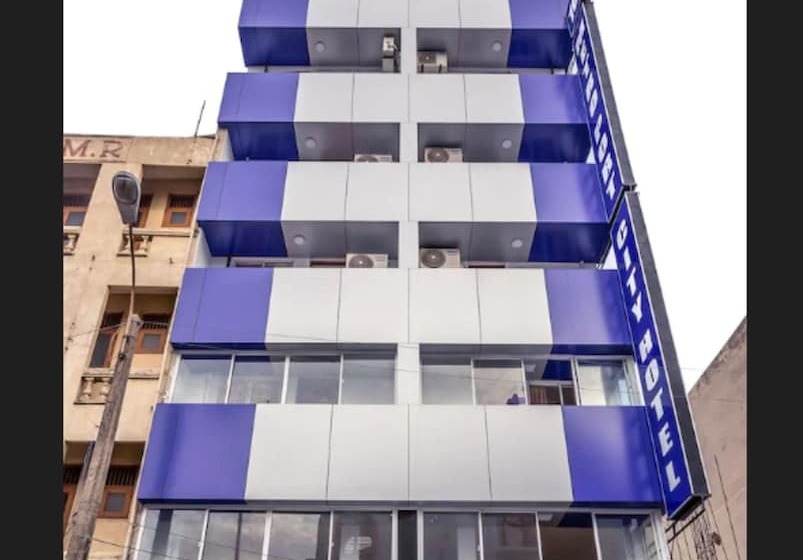 ホテル Metro Port City