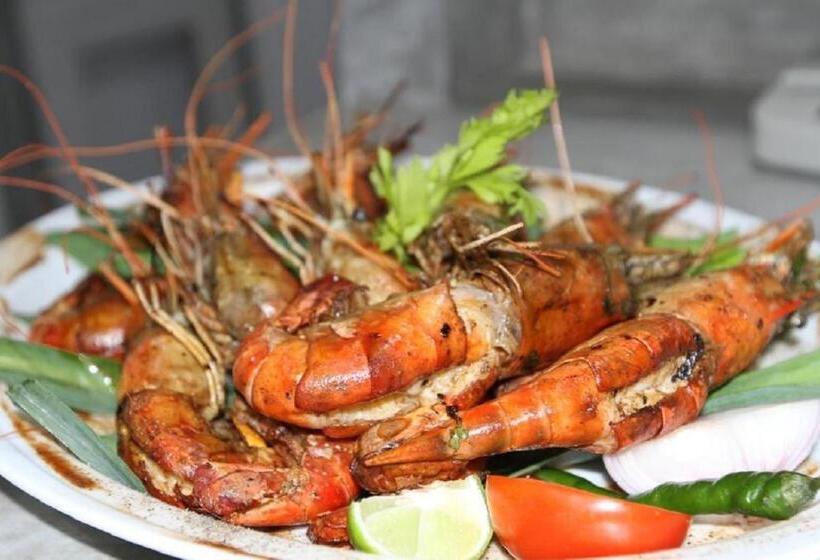 Отель Nirvana Beach Boutique