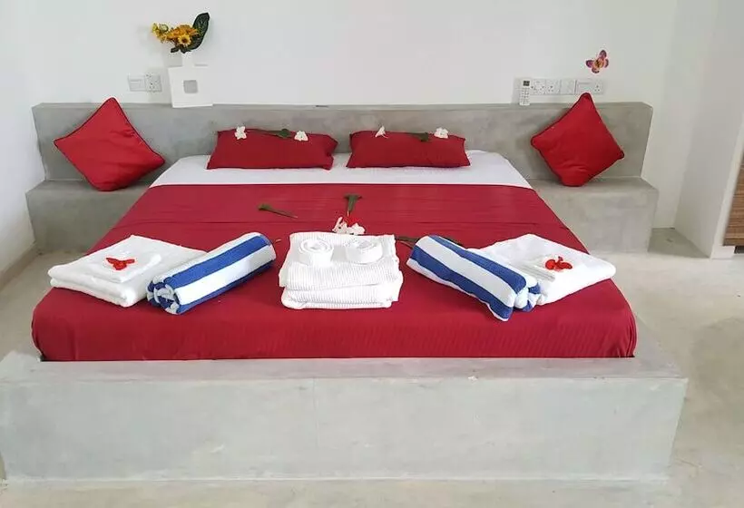 ホテル Nirvana Beach Boutique