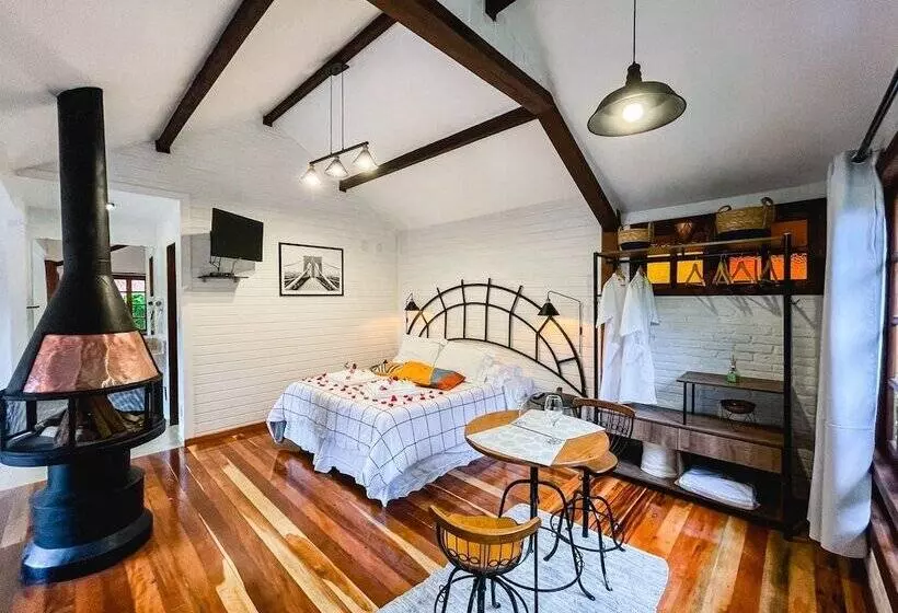 ホテル Pousada Solar D Araucaria