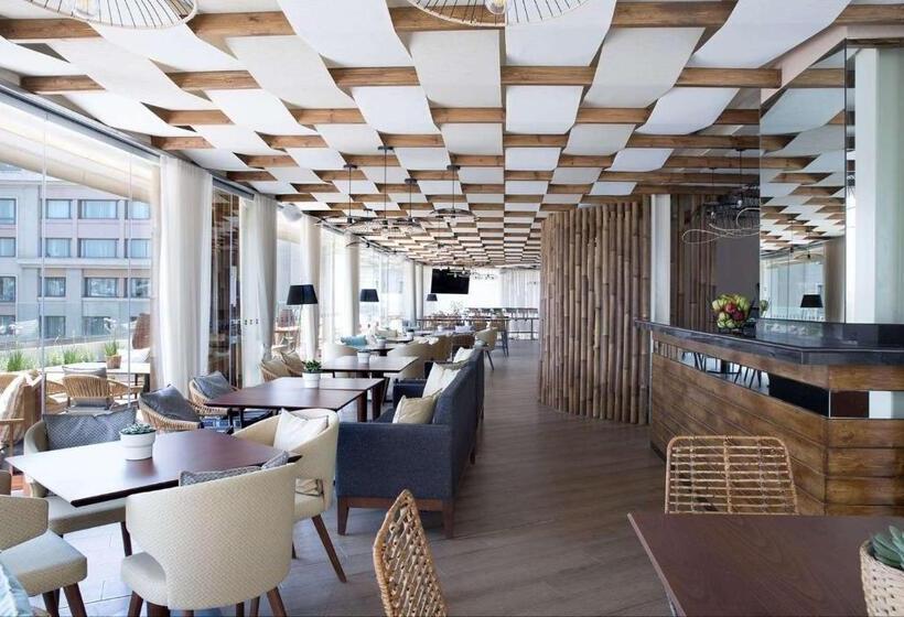 Отель Wyndham Athens Residence