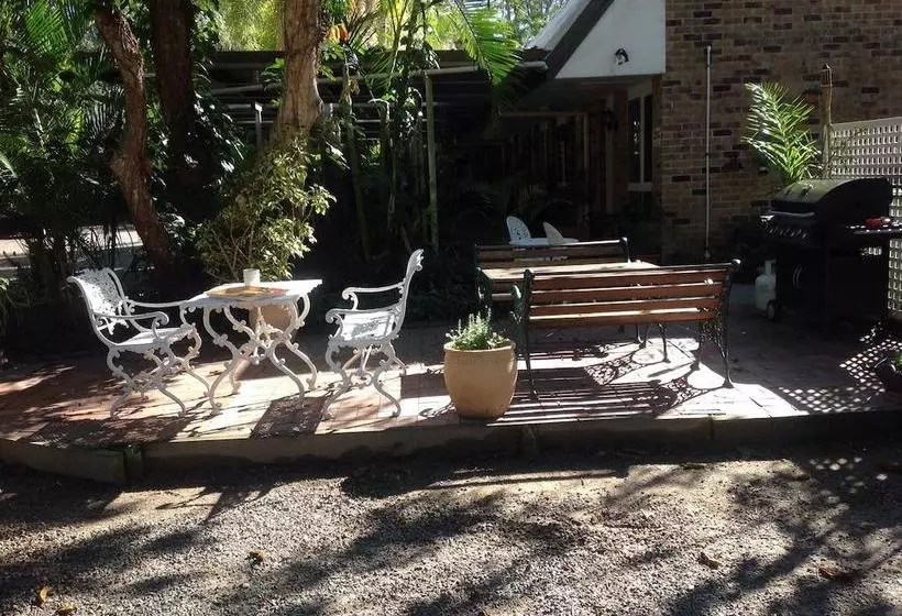 Motelli Beerwah Motor Lodge