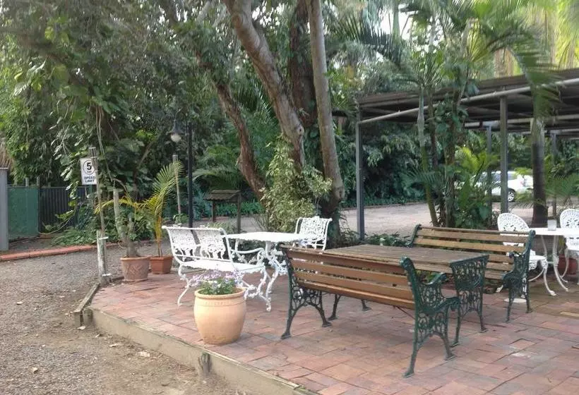 Motelli Beerwah Motor Lodge