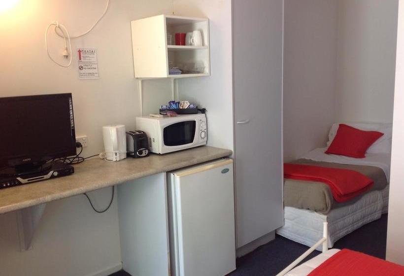 汽车旅馆  Beerwah Motor Lodge