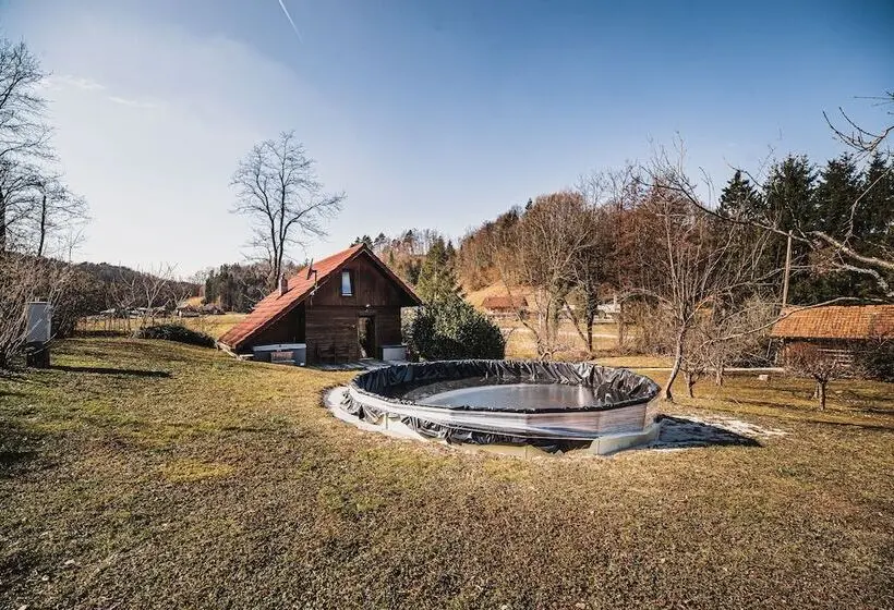 Wooden Cabin žurej With Hot Tub