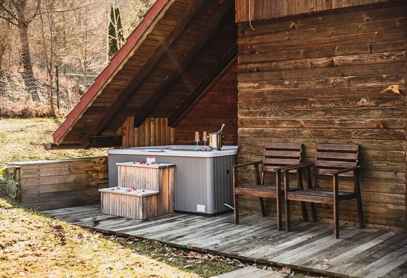 Wooden Cabin žurej With Hot Tub