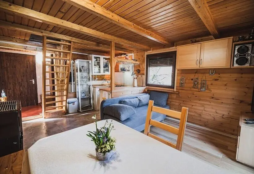 Wooden Cabin žurej With Hot Tub