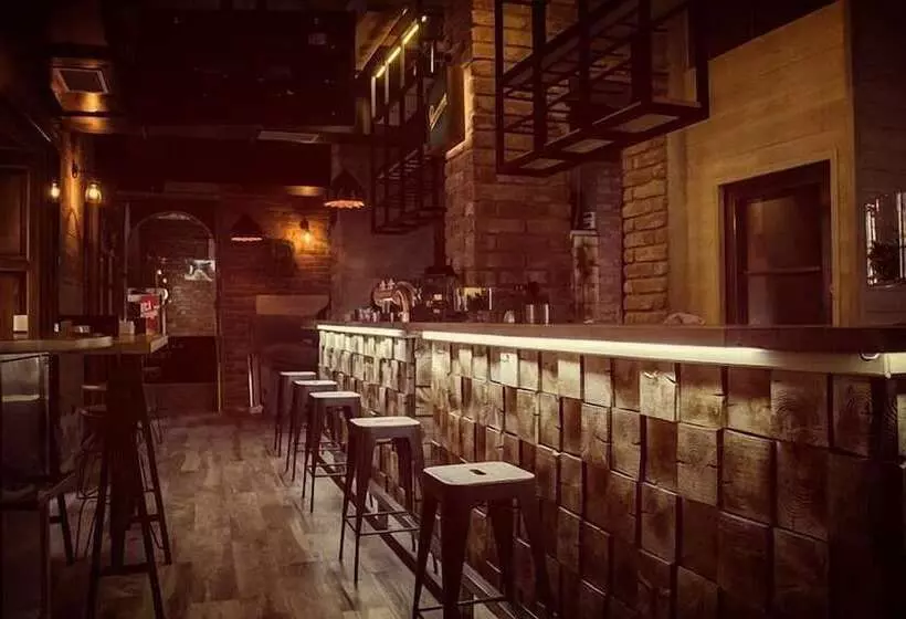 تختخواب و صبحانه Sobe Merlon