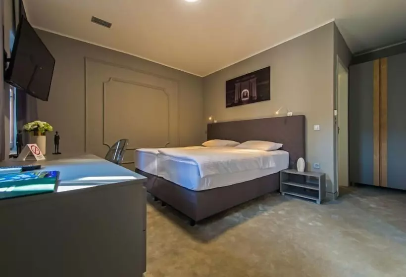 تختخواب و صبحانه Sobe Merlon