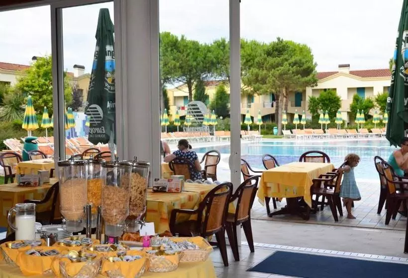 Hotelli Villaggio Marco Polo