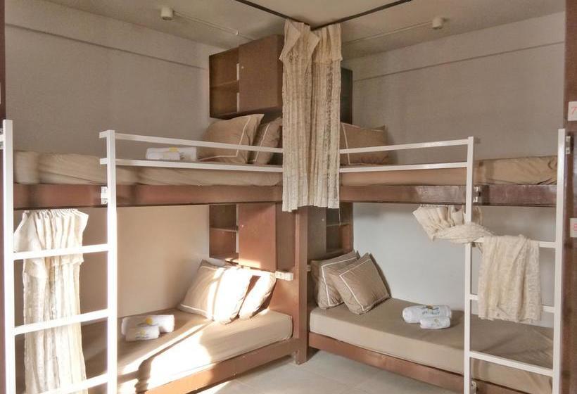 Hotel Bali Utopia Backpacker