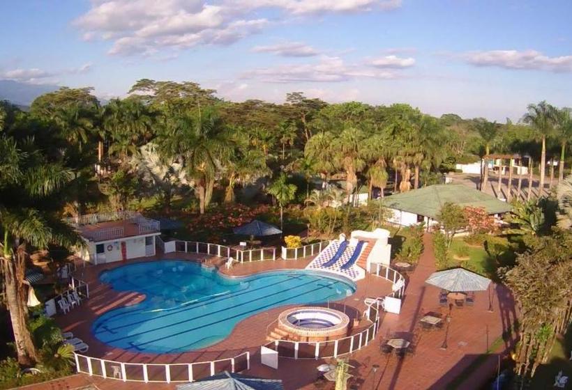 בית מלון כפרי Campestre Hacienda S J