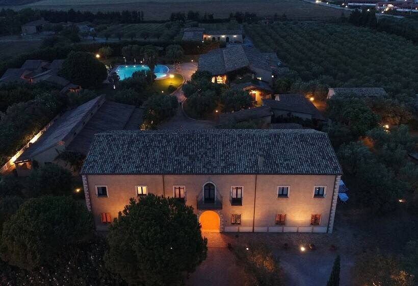 هتل Fattoria Il Borghetto