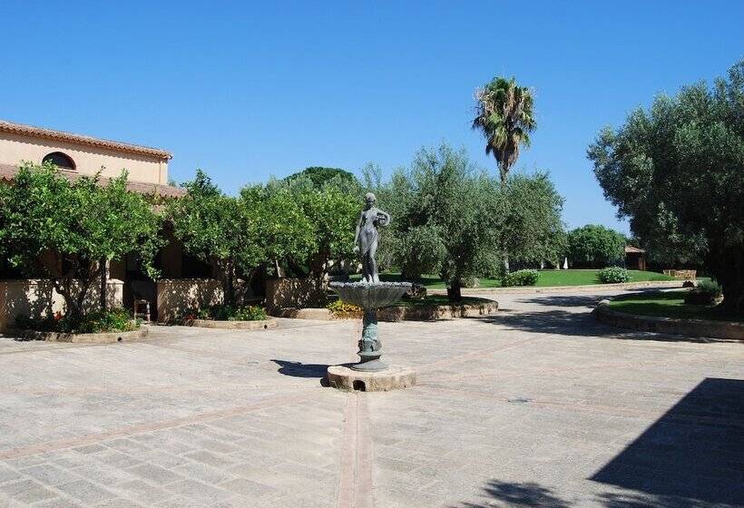 هتل Fattoria Il Borghetto