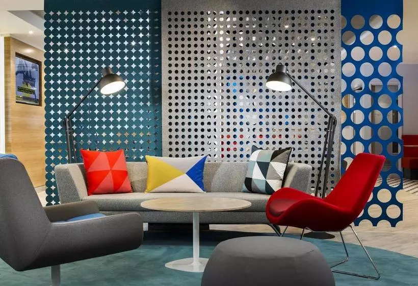 ホテル Holiday Inn Express St. Petersburg  Sadovaya