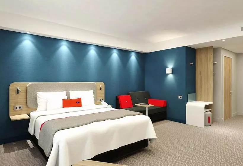 ホテル Holiday Inn Express St. Petersburg  Sadovaya