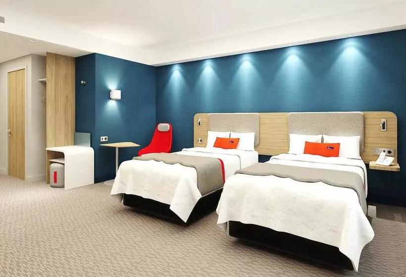 ホテル Holiday Inn Express St. Petersburg  Sadovaya