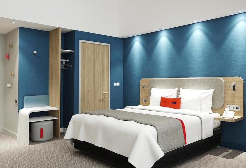 فندق Holiday Inn Express St. Petersburg  Sadovaya