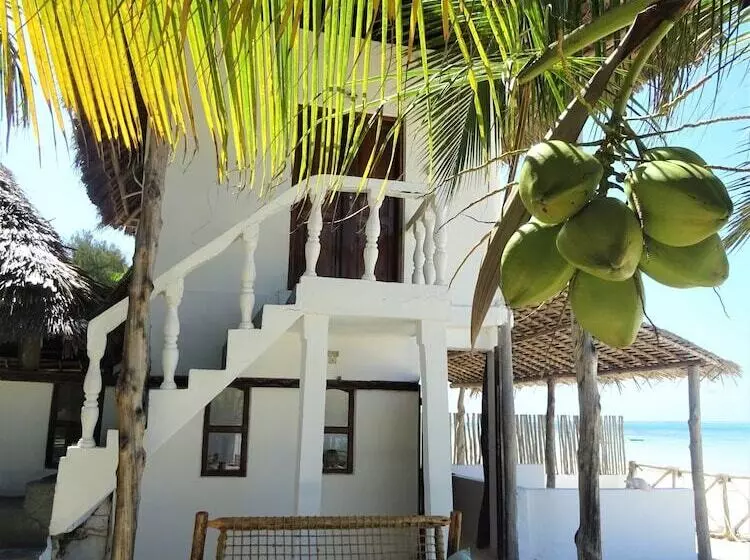 ホテル Makuti Beach Bungalows