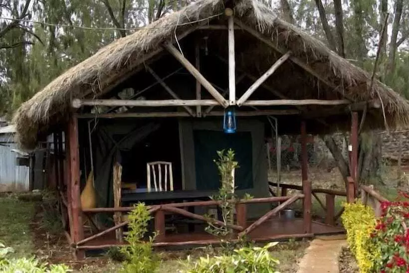 هتل Oloolua Resort & Campground