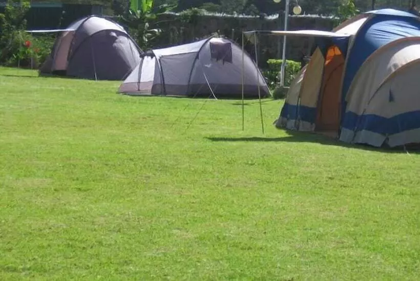 هتل Oloolua Resort & Campground