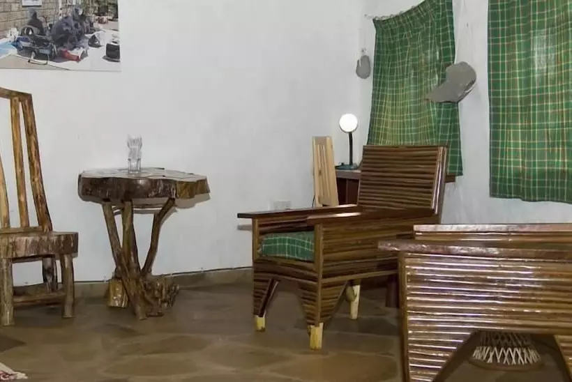 هتل Oloolua Resort & Campground