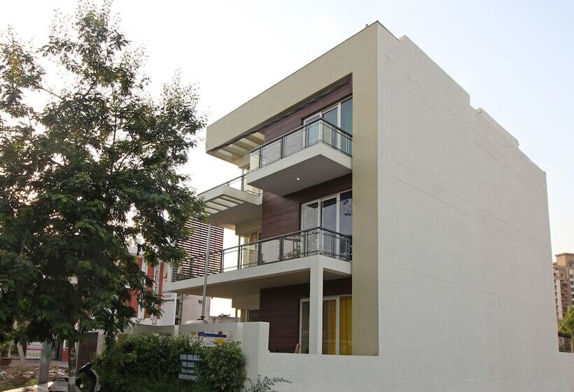 Hotel Oyo Flagship 511 Sohna Road Omaxe Mall