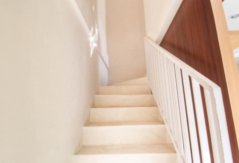 בית מלון כפרי Padma Pandawa Villa