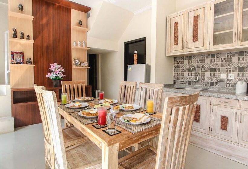 בית מלון כפרי Padma Pandawa Villa