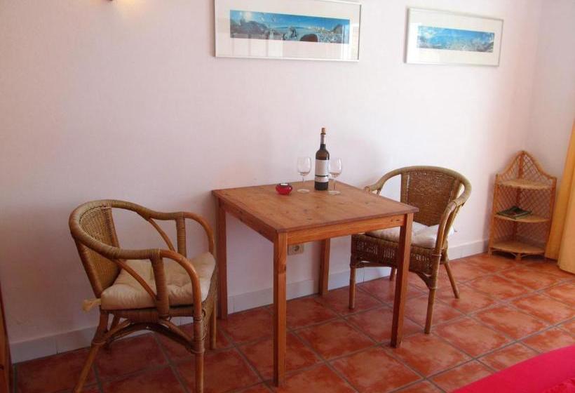 בית מלון כפרי Policarpo