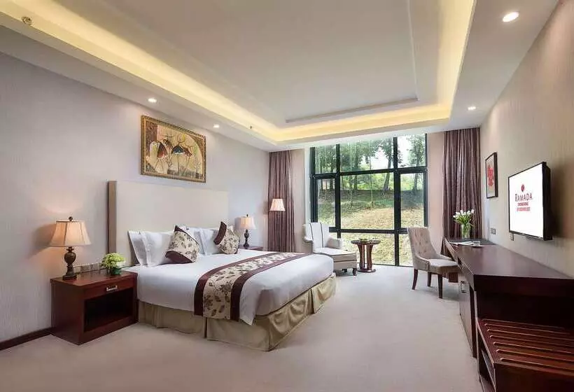 ホテル Ramada Xianning Chongyang