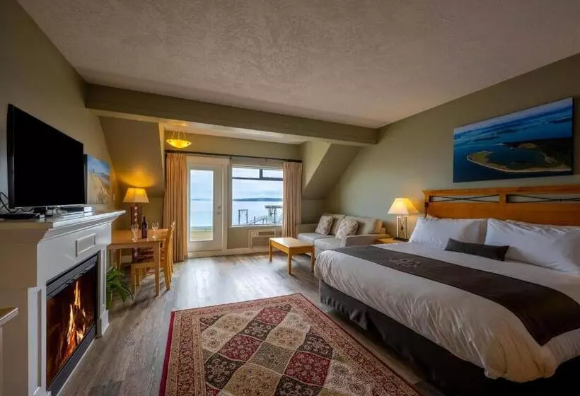 Hotelli Sidney Waterfront Inn & Suites