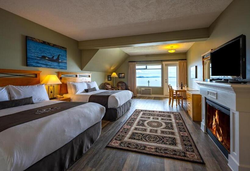 Отель Sidney Waterfront Inn & Suites