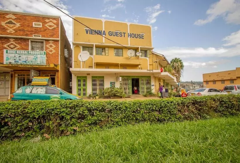 هتل Vienna Guesthouse