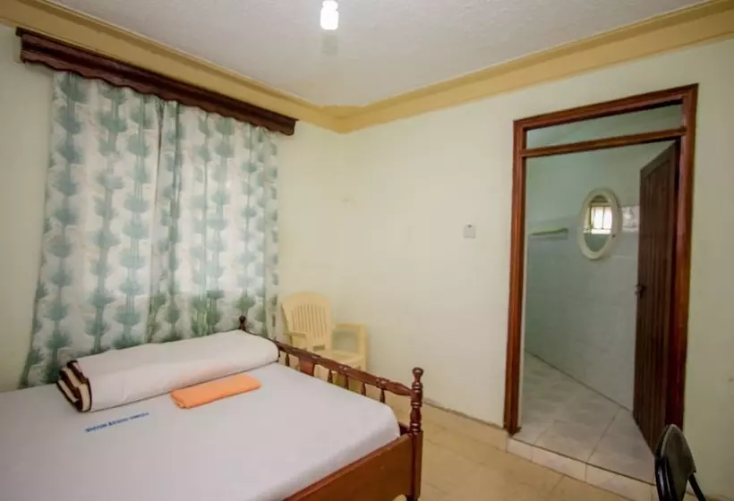 هتل Vienna Guesthouse